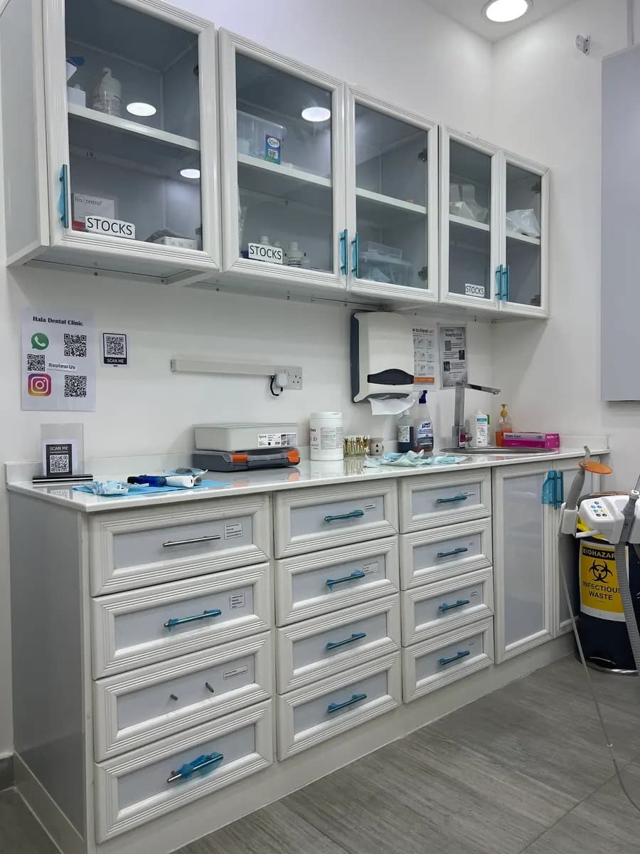 Hala Dental Clinic — صورة 7