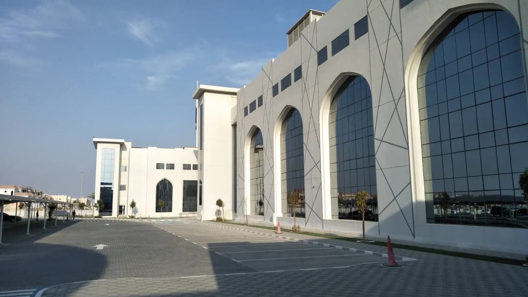 Emirates College For Advanced Education / Clinic