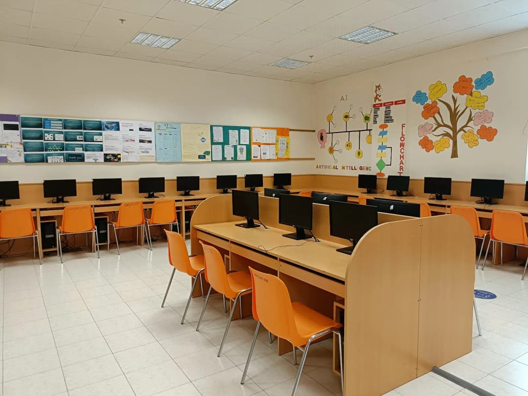 Abu Dhabi Indian School - Branch 1 Clinic photo 3