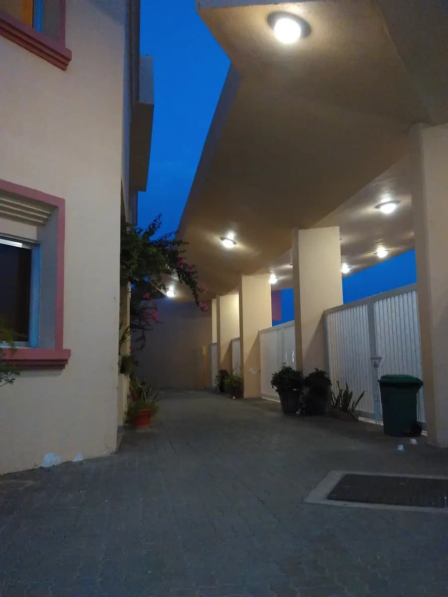 Refaah School Clinic — صورة 7