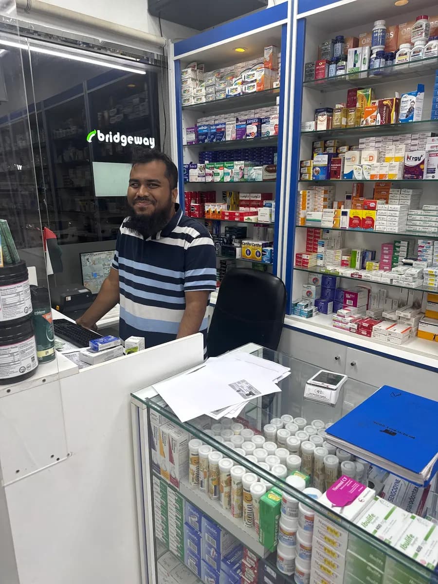 Max Blue Pharmacy photo 2