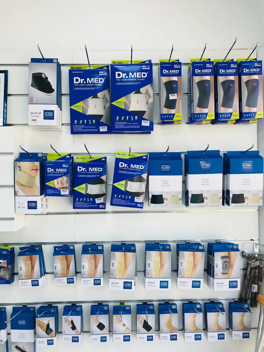 Max Blue Pharmacy photo 5