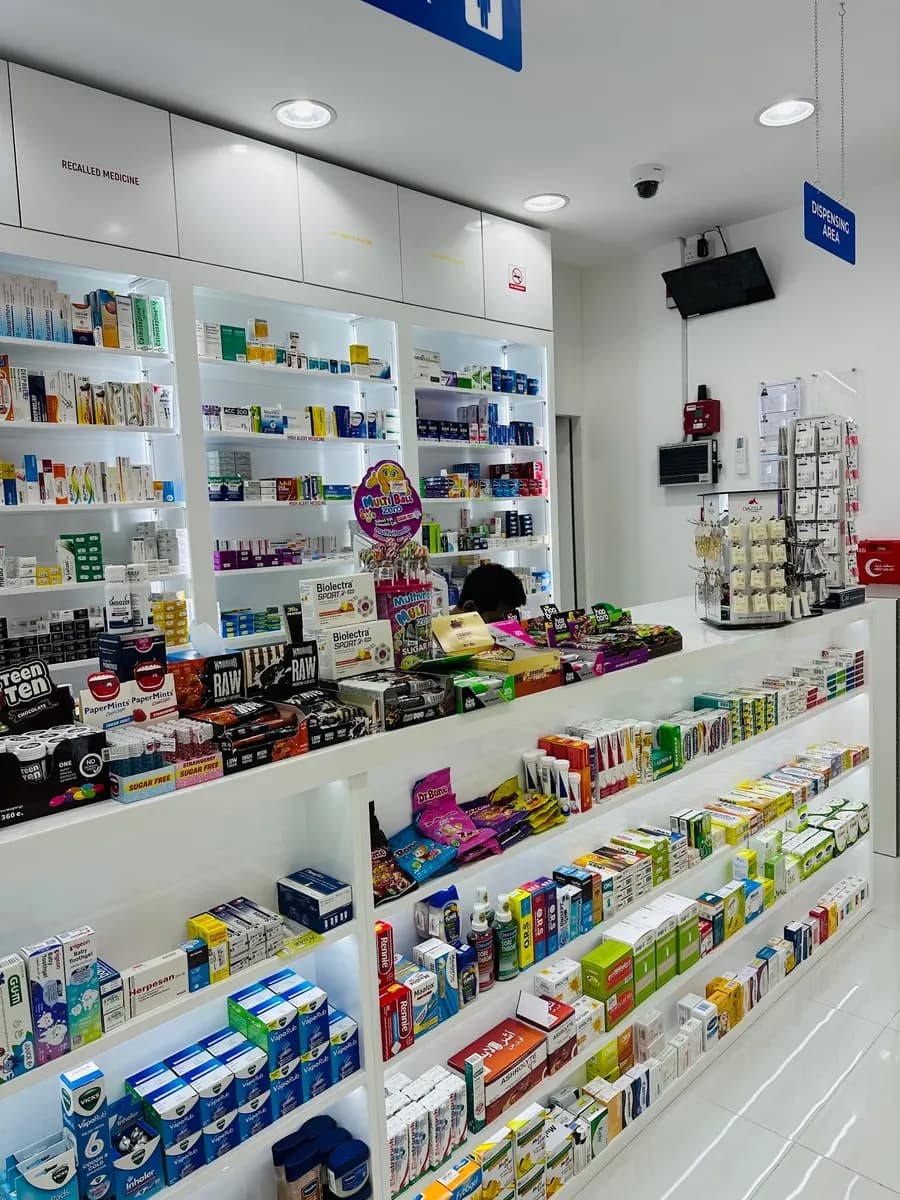 Two Medios Pharmacy photo 4
