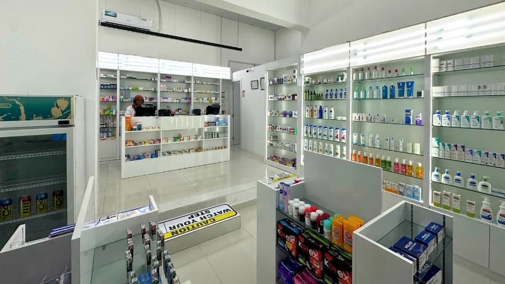 AL Madmoon Pharmacy photo 2