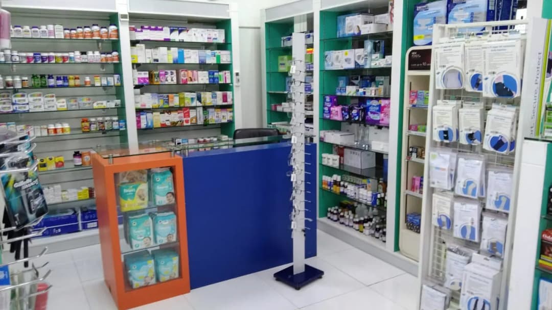 AL Qamar AL Muneer Pharmacy — صورة 6
