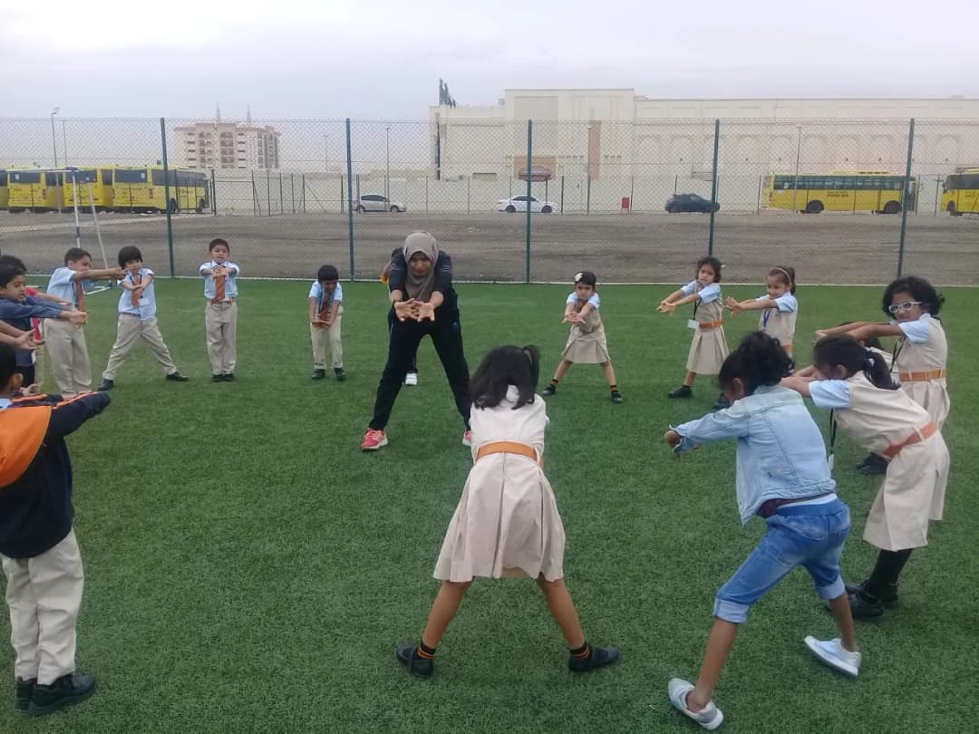 Ambassador School Clinic — صورة 6