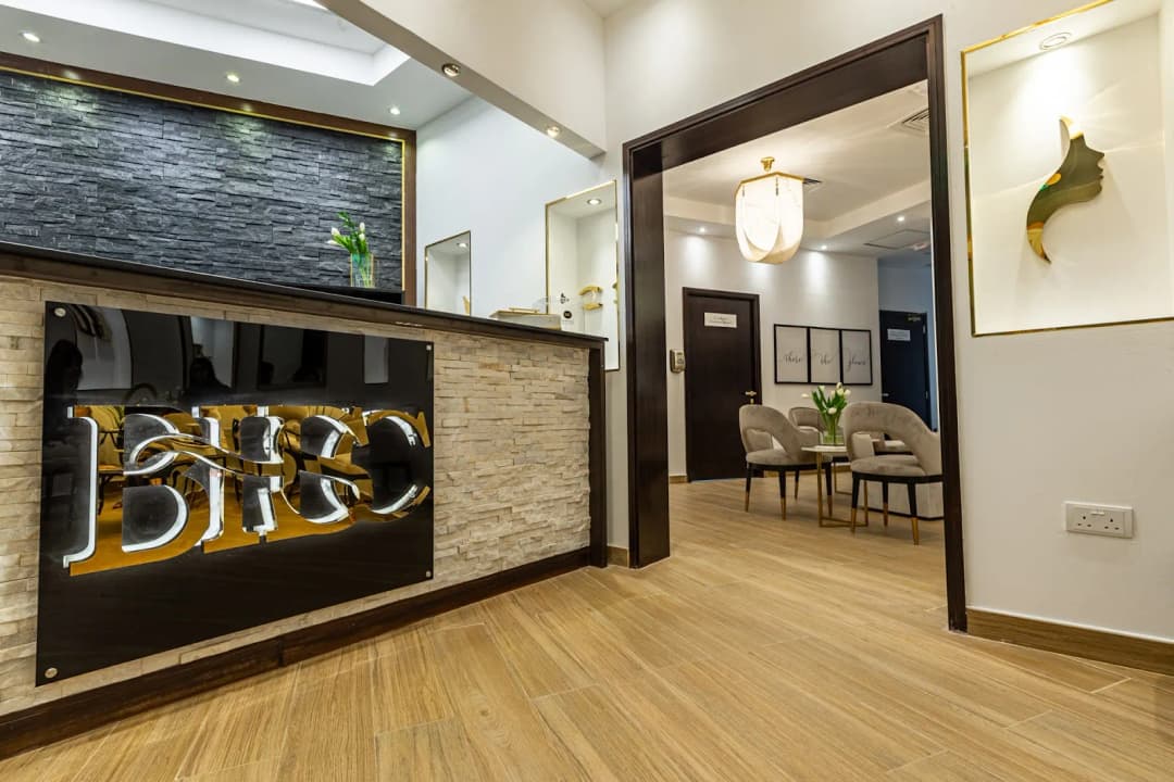 Beverly Hills Specialist Center — صورة 7