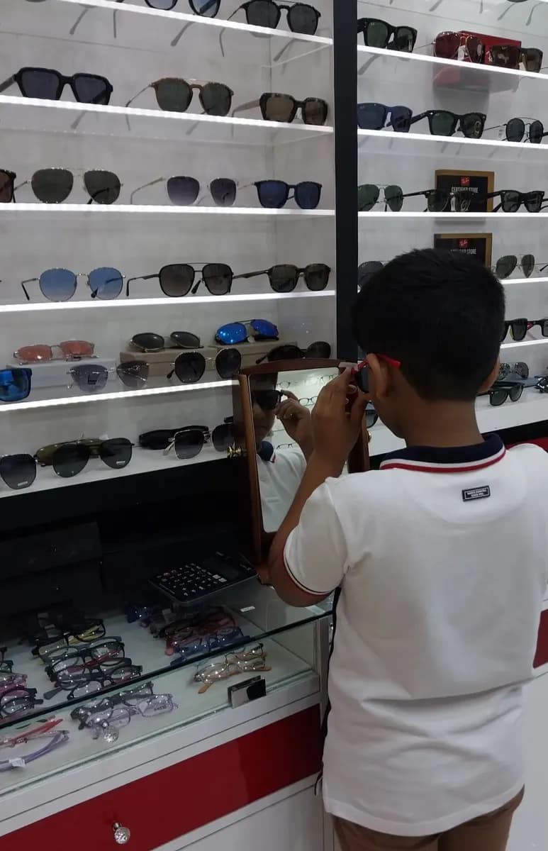 Dar AL Majaz Opticals photo 3