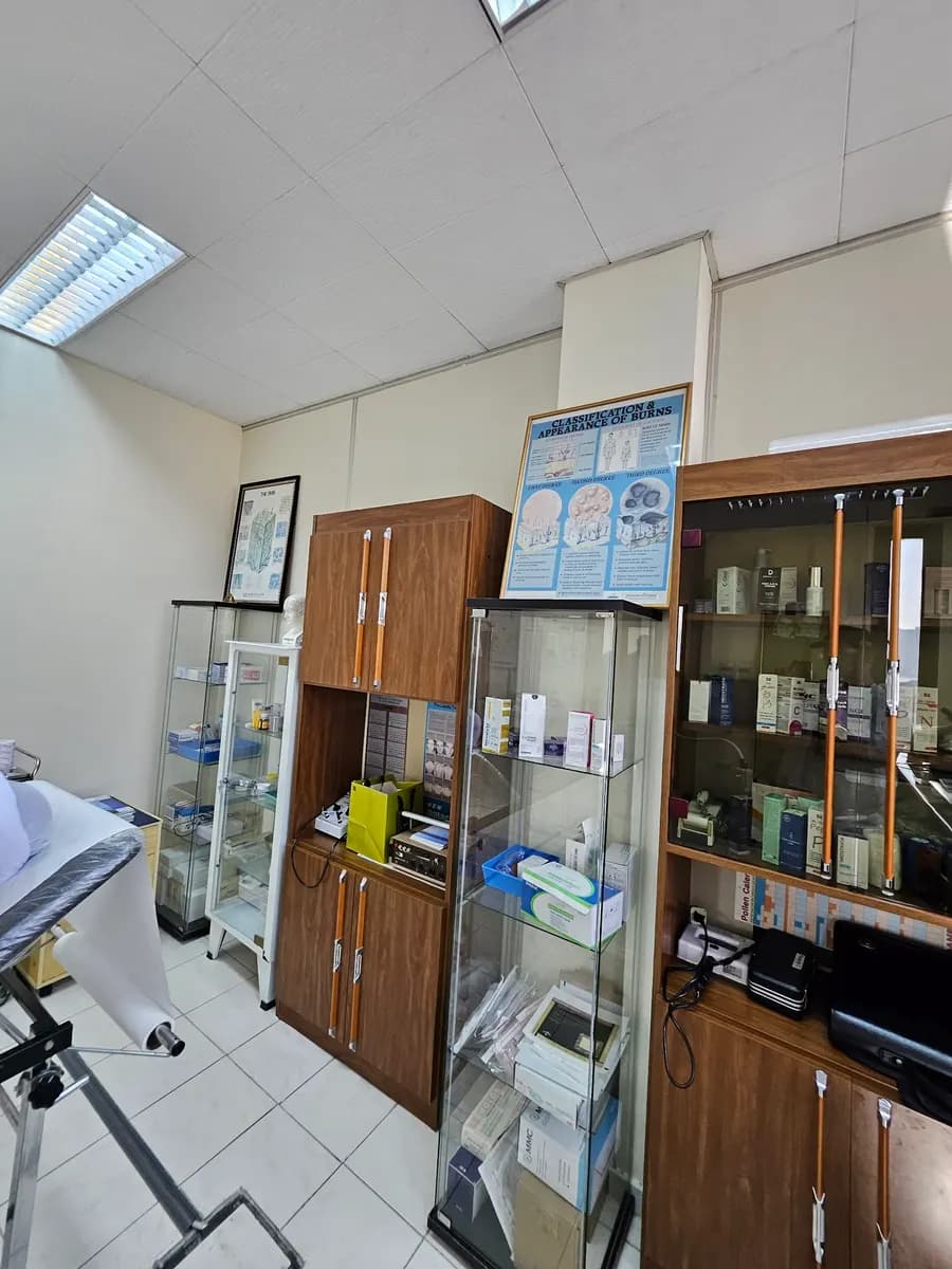 DR Saleh Mohd. Saleh Dermatology & Venereal Clinic photo 4