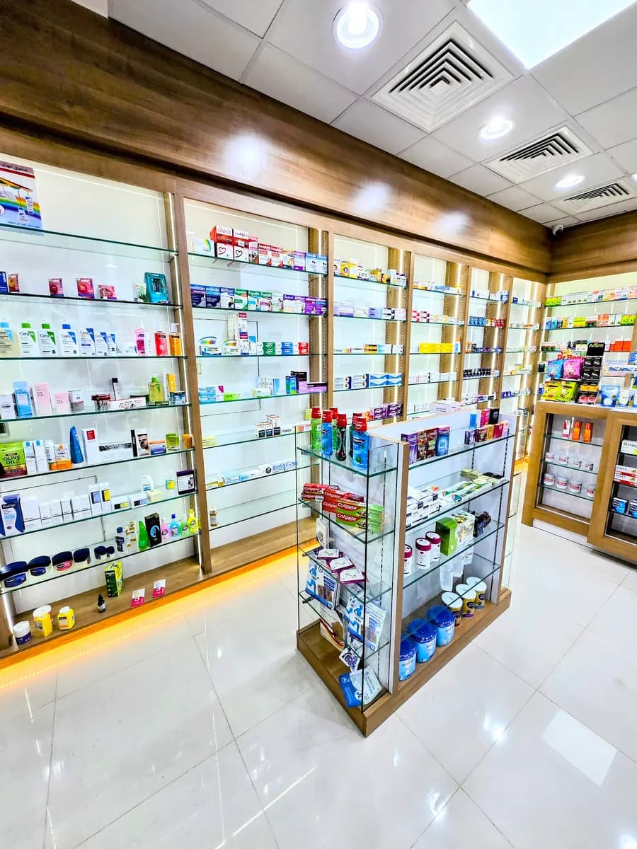 Elixir Pharmacy — صورة 2