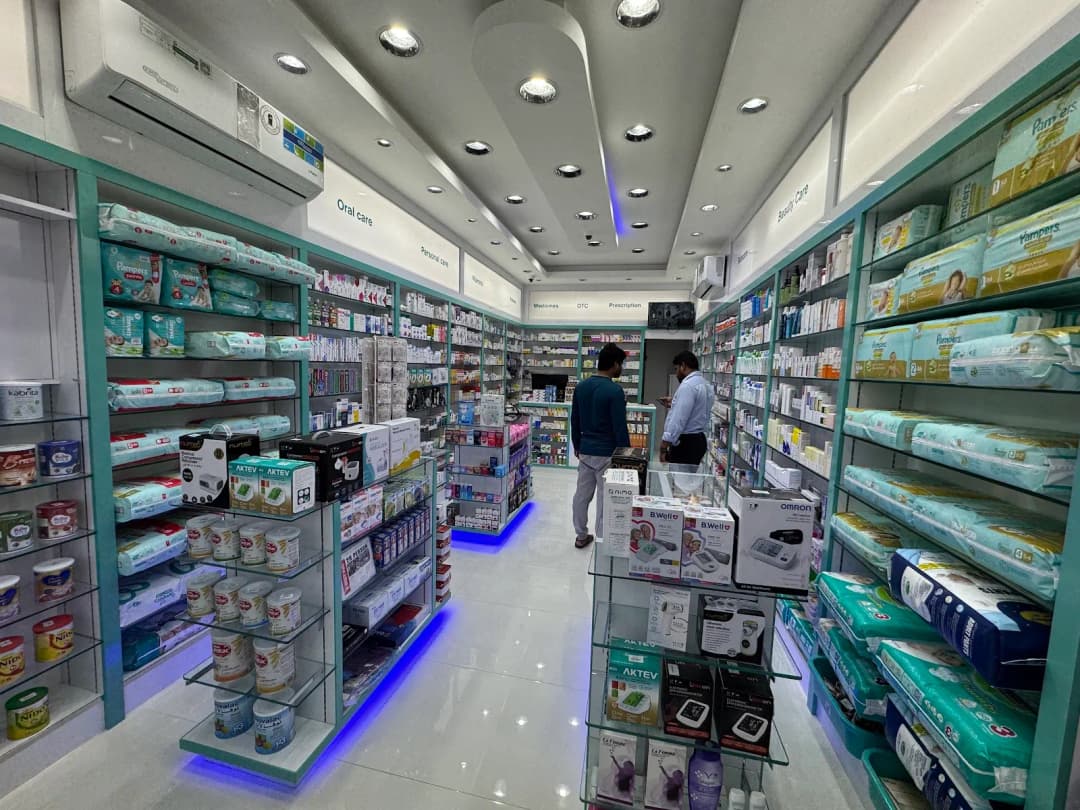 Green Life Pharmacy L.L.C -01 photo 4