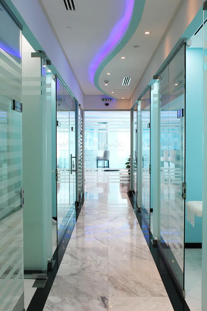 Reval Medical Center - Plastic surgeries | Skincare | Laser Hair Removal | Dentistry — صورة 6