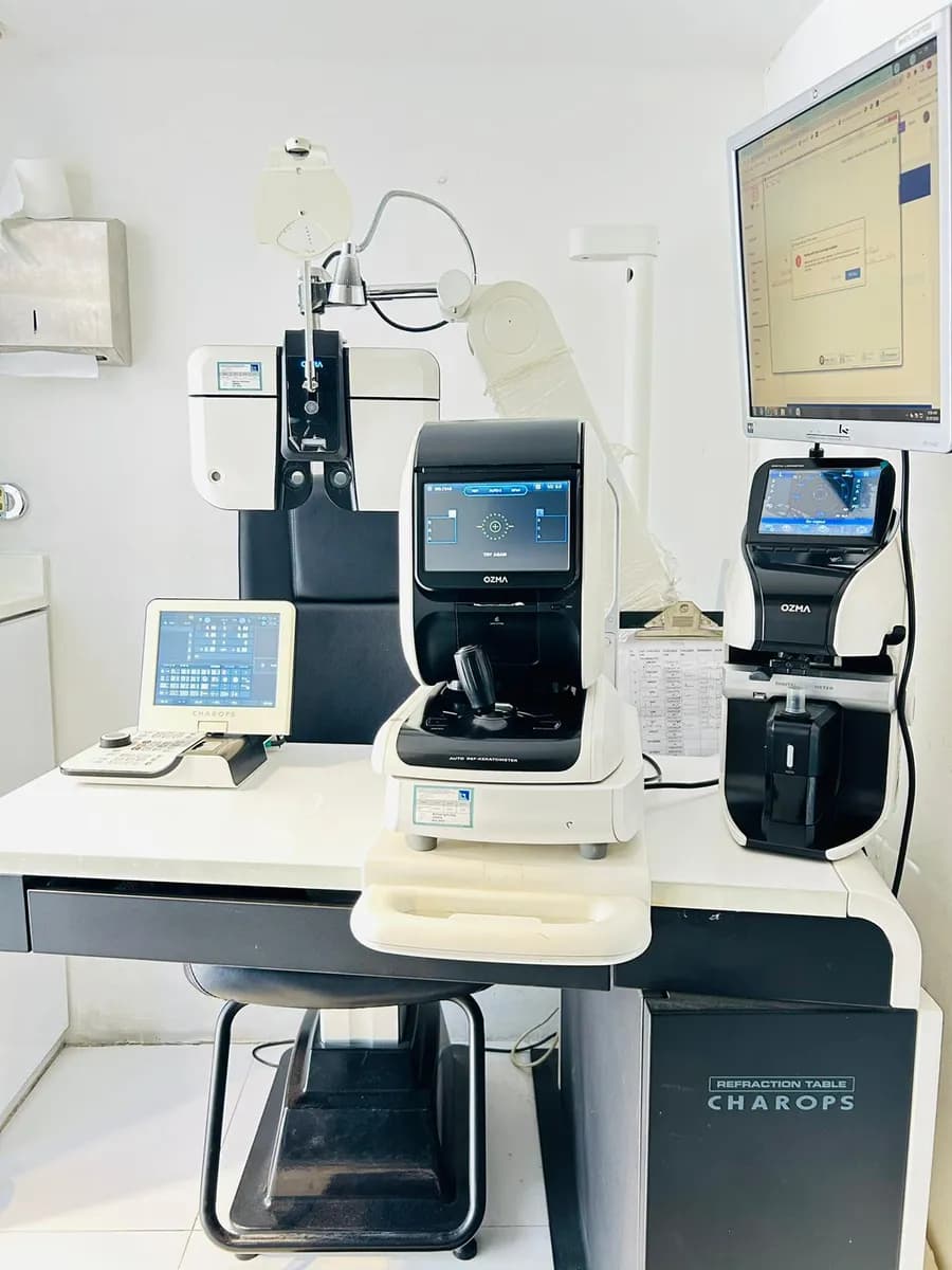 Rathod Opticians East Riffa — صورة 4