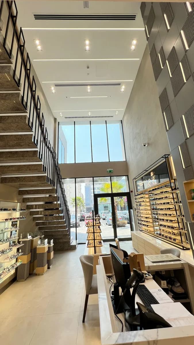 Yateem Optician — صورة 3