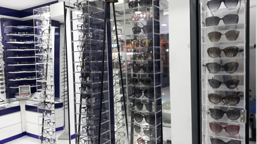 Clear Vision Optics, Bukowarah — General Clinics & Polyclinics in Riffa