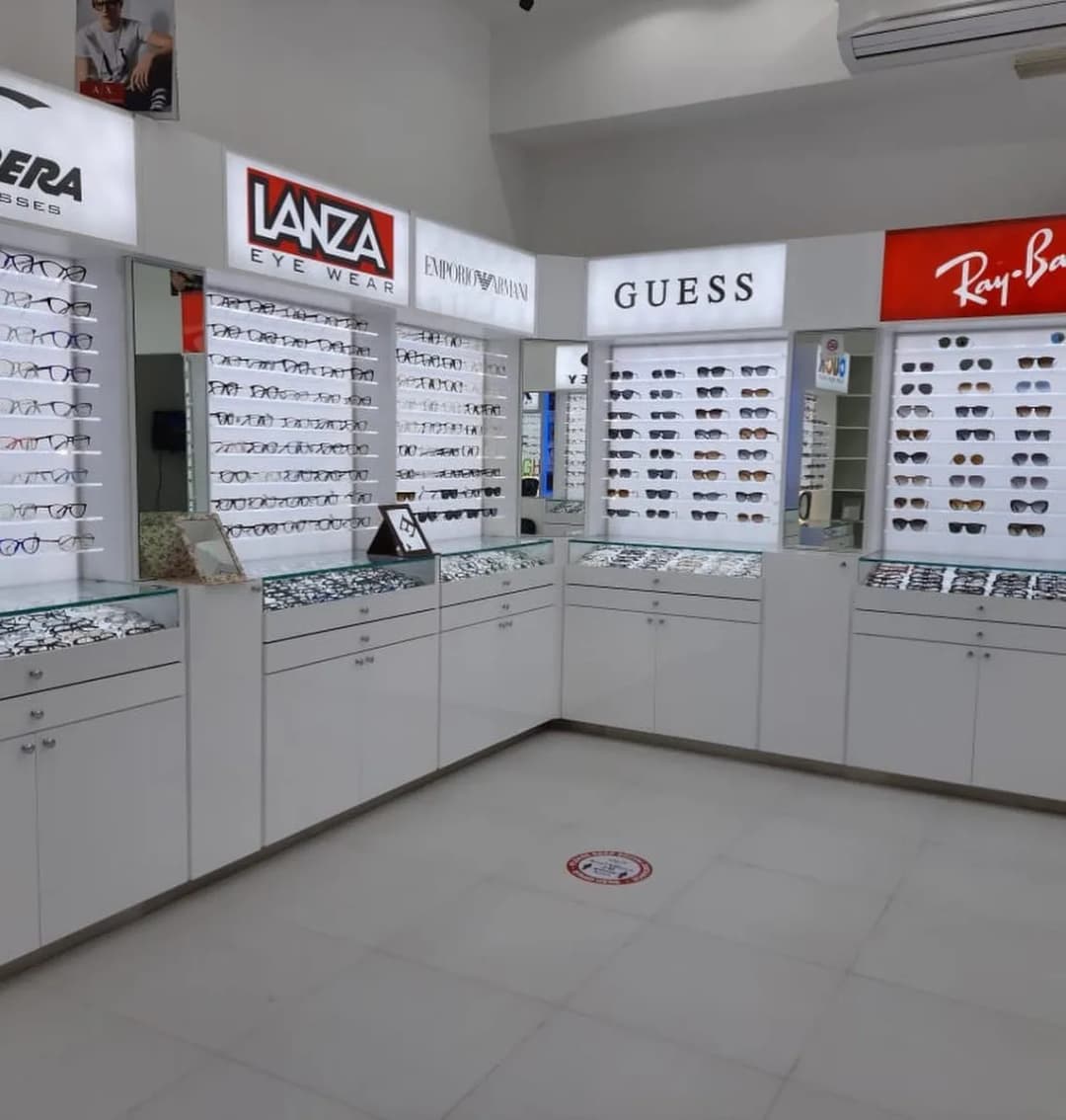 Vision & Style Opticals W.L.L Manama Bahrain — صورة 8