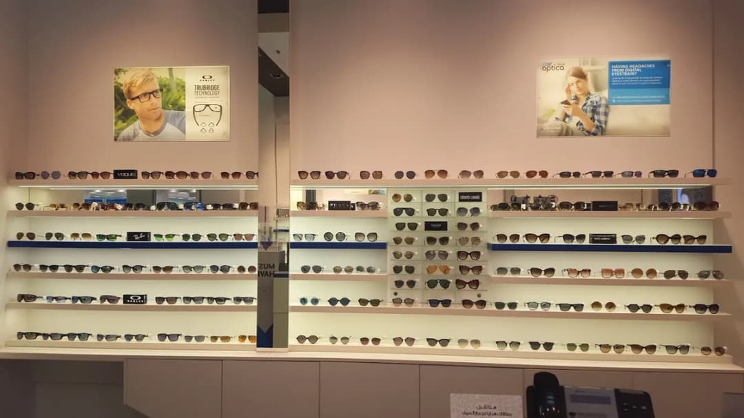 Optica – Seef Mall Muharraq — صورة 7