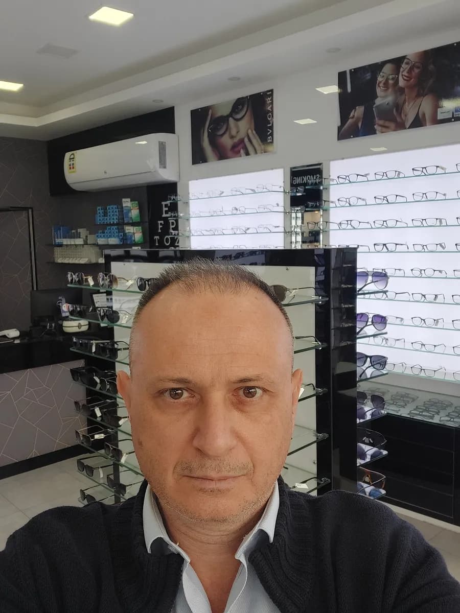 Al Farabi Optician — صورة 5