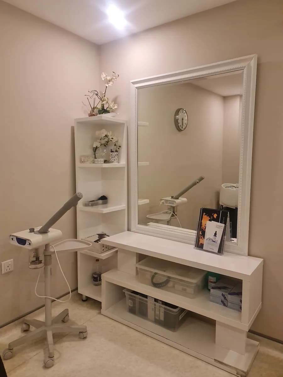 مركز الدكتورة رنا الصحي للتجميل — صورة 7