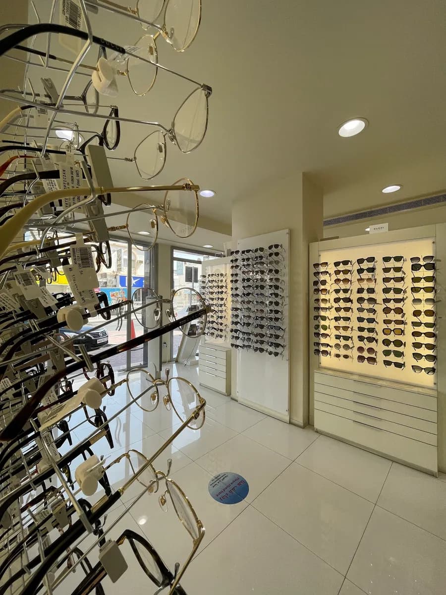 Yateem Optician Bukawara — صورة 5