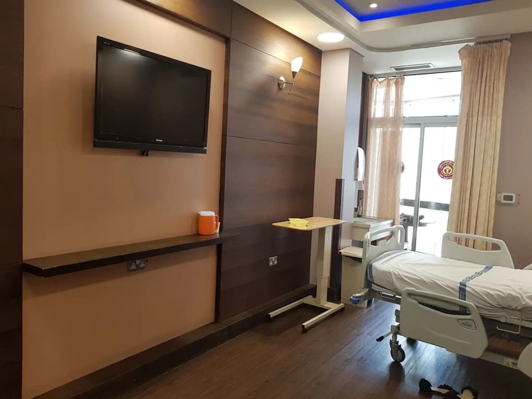 Military Hospital — صورة 4