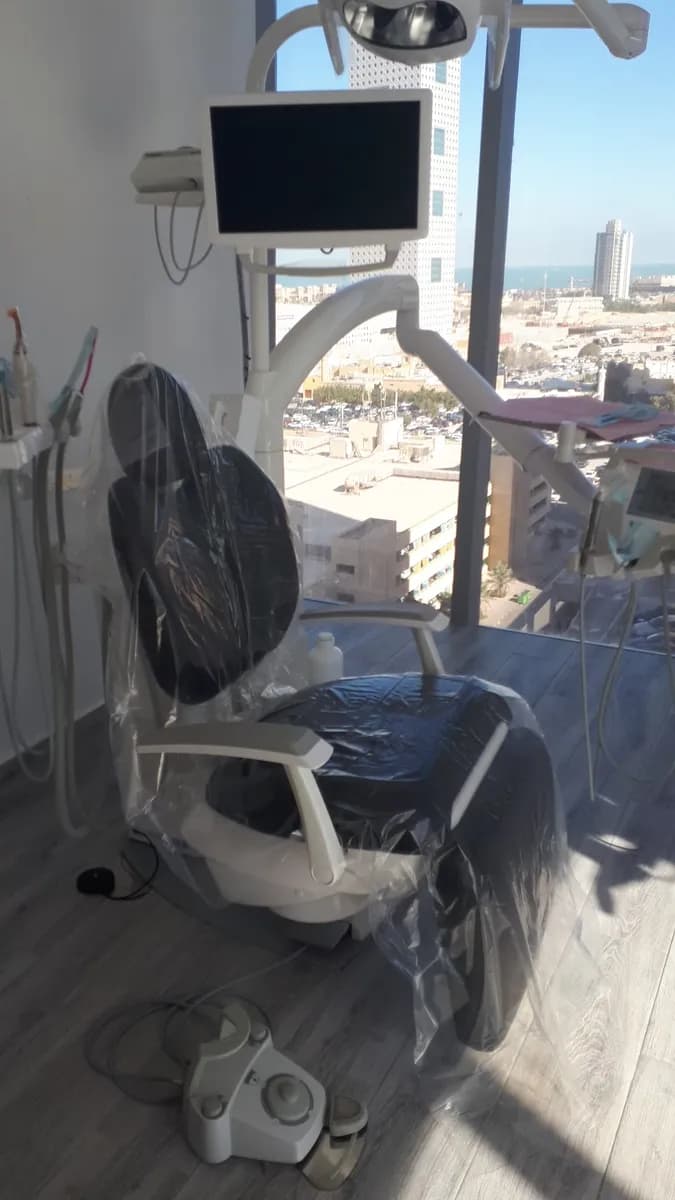 مركز كريستال لطب الأسنان — صورة 8