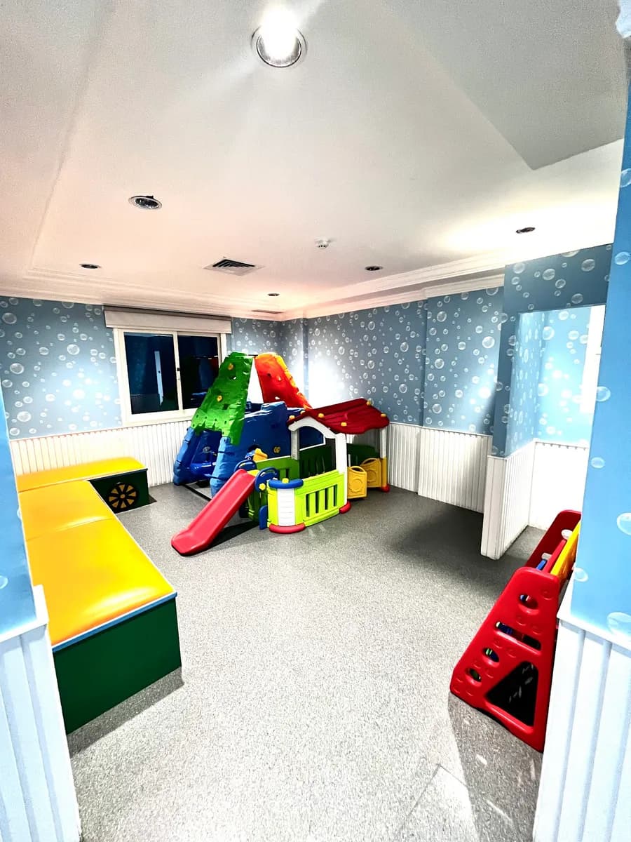 Kidzsmile center for family and children's teeth Fintas