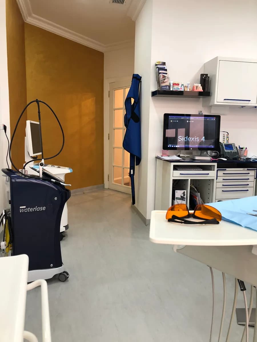 Royal Dental Center magaf — صورة 4