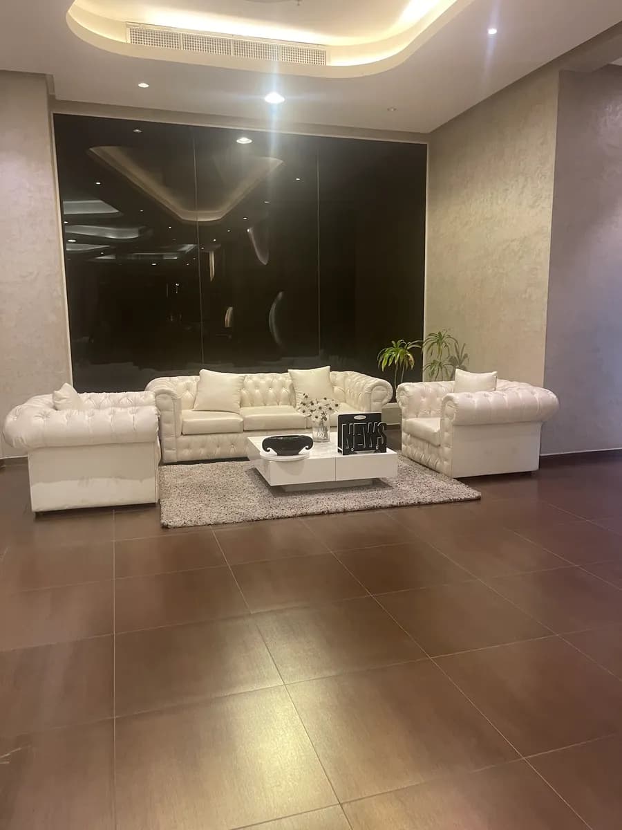 Azure Clinic — صورة 4