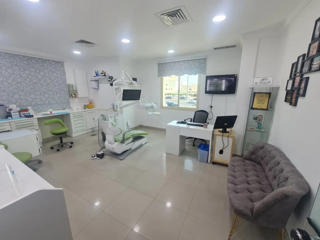 Dental Shop Center - مركز دنتل شوب لطب الأسنان