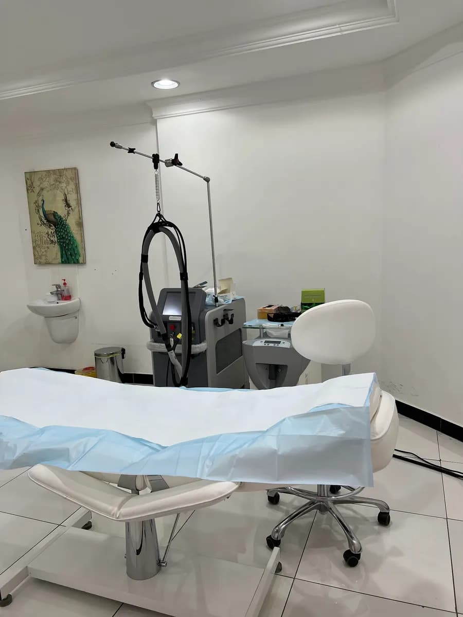 تجميل - ليزر - دكتورة عزة محيي الدين Dr Azza Mohey Clinic- Dermatology, Aesthetics, Laser — صورة 2