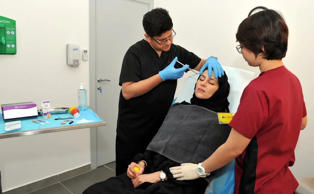 Dr.Ashish Bhola Dermatology Center — صورة 4