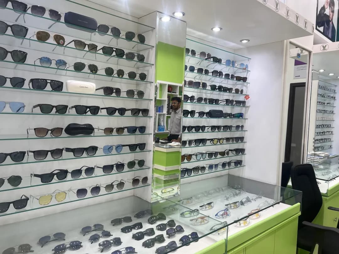 AL IYN OPTICS Alkhor — صورة 4