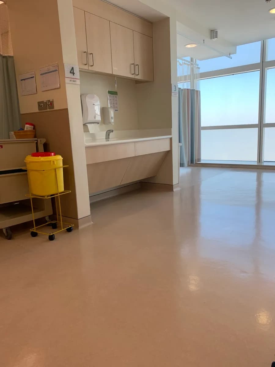 Ambulatory Care Center — صورة 6