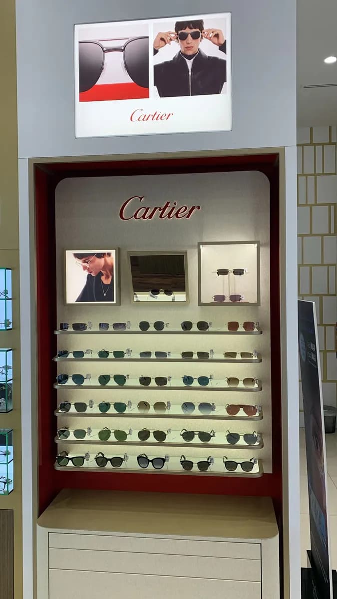 Yateem Optician – Place Vendôme Mall — صورة 6