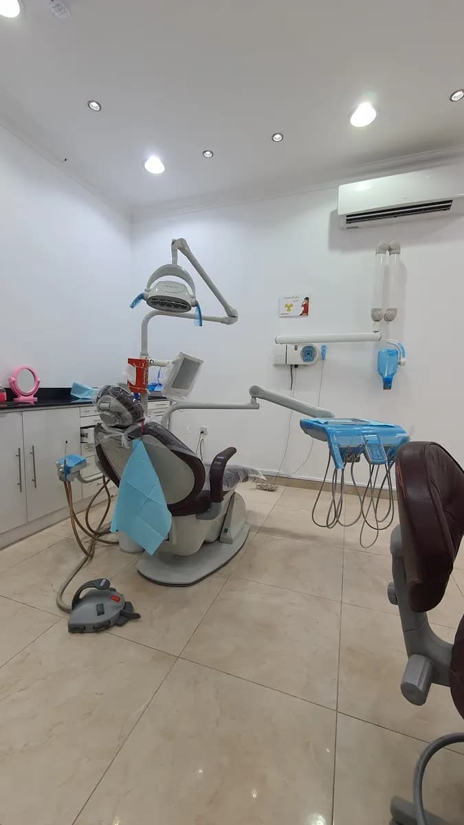 Doha Specialized Dental Center Al Kharaitiyat — صورة 2