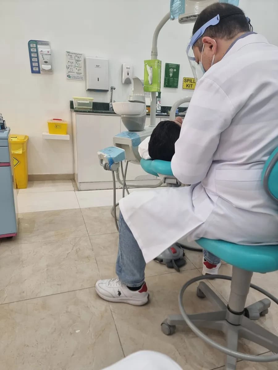 Doha Specialized Dental Center Al Kharaitiyat — صورة 5