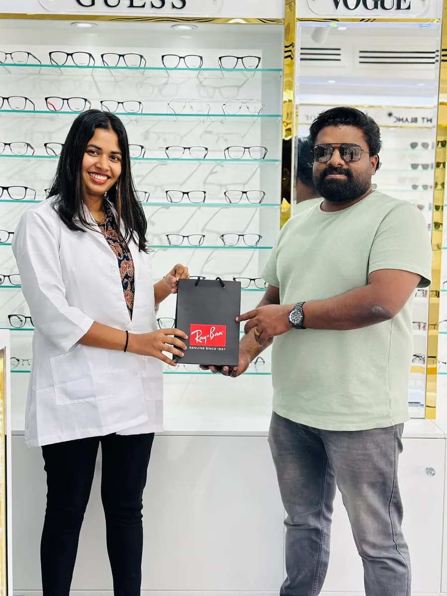 Max Vision Optics - Al Wakra — صورة 5