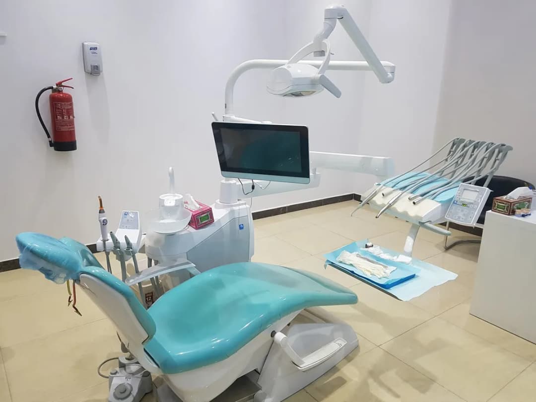 Hollywood smile Dental center — صورة 2