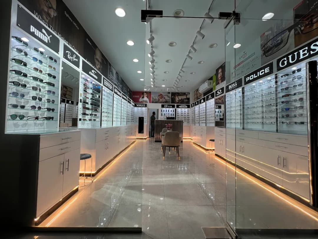 Al Mahra Opticals - Al khor — صورة 2