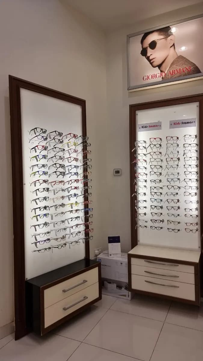 Yateem Optician - Al Khor Mall — صورة 7
