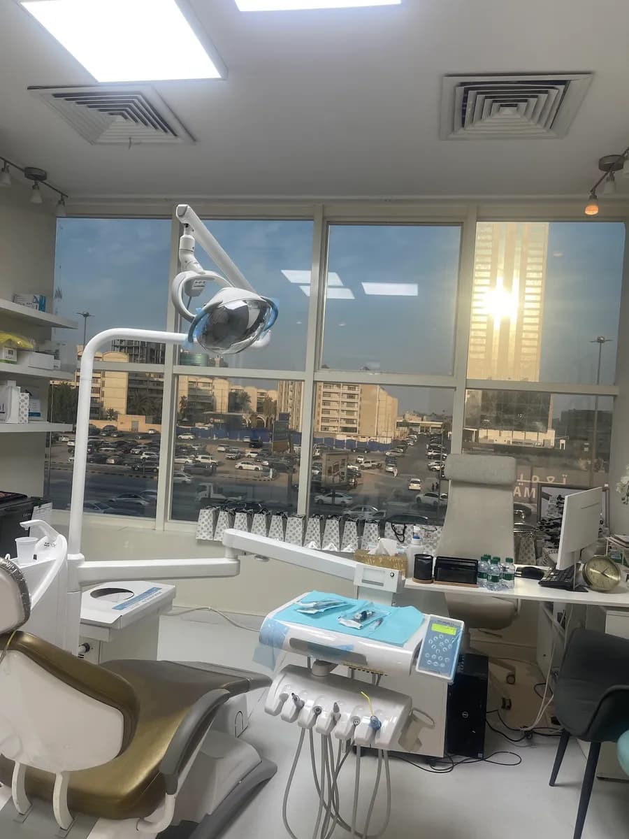 مجمع عيادات دنت كير لطب الأسنان | Dent Care Clinic — صورة 6