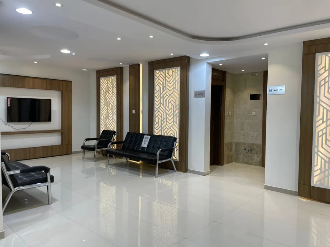 المهيدب لطب الأسنان,الجمعية(الخرج) — Hospitals & Medical Centers in Al Kharj