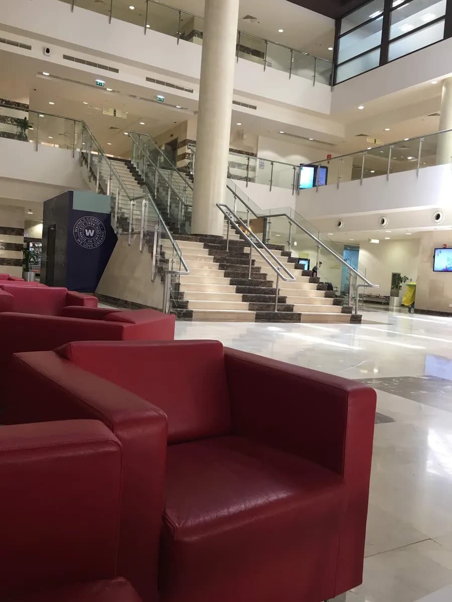 مبنى الطوارئ - مستشفى الملك خالد الجامعي — صورة 7