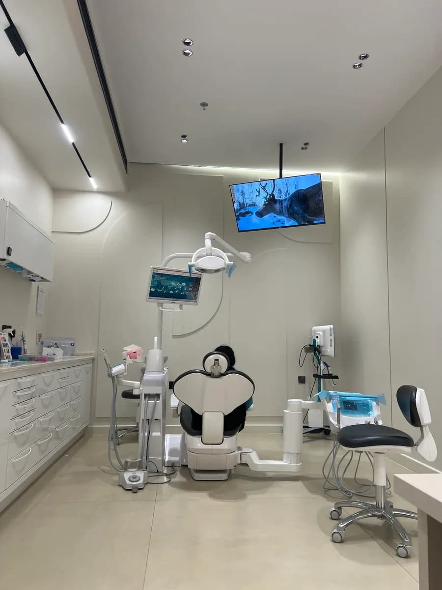 عيادات ألفادنت التخصصية لطب وتجميل الأسنان — صورة 3
