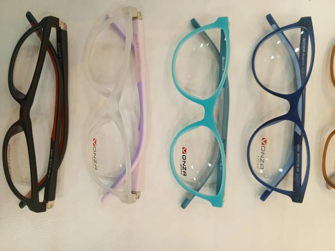 Eyes Lama Optics — صورة 8