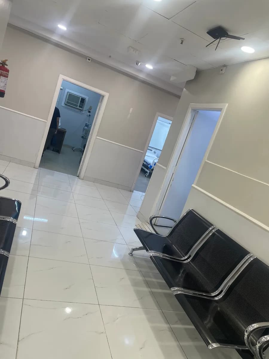 مجمع البترجي الطبي العام — صورة 2