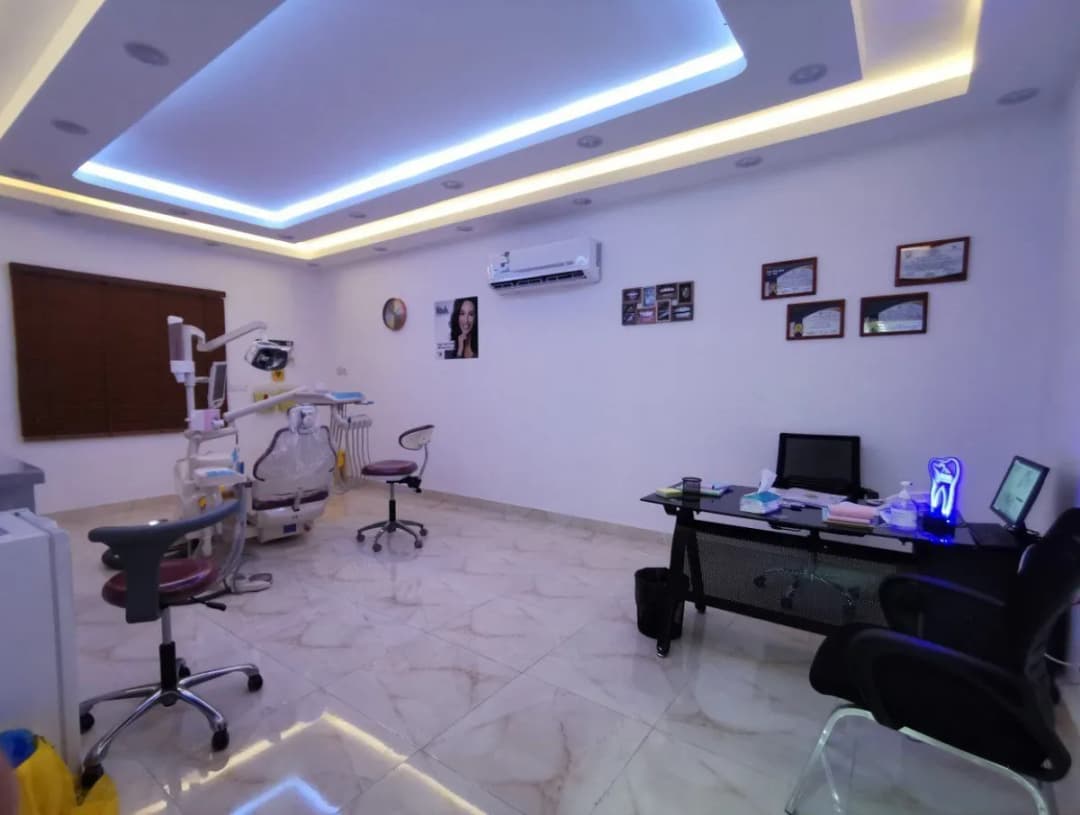 صفوة المهيدب لطب الأسنان ، خميس مشيط , طريق المدينة العسكرية — صورة 8