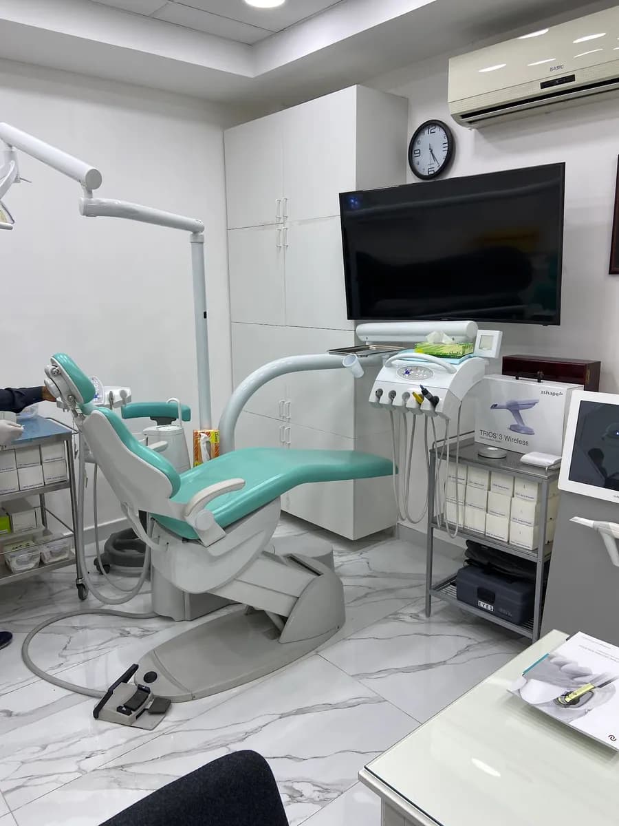 Al Rawnaq Dental and Derma Clinic — صورة 6
