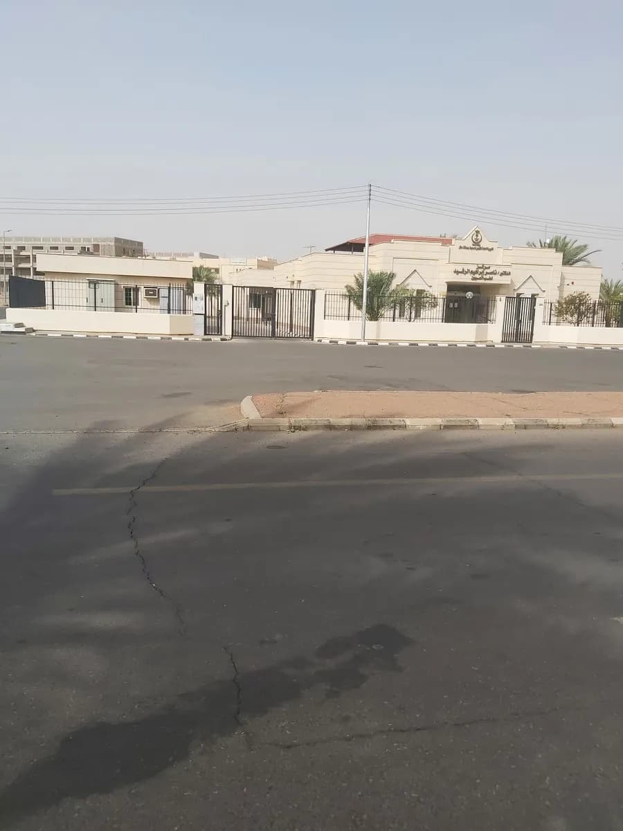 Dr. Nasser Ibrahim Alrashid Eye Center — صورة 4